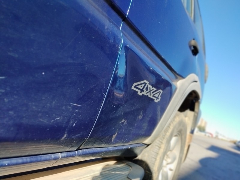 Recambio de puerta trasera izquierda para nissan terrano/terrano.ii (r20) 2.7 turbodiesel referencia OEM IAM   