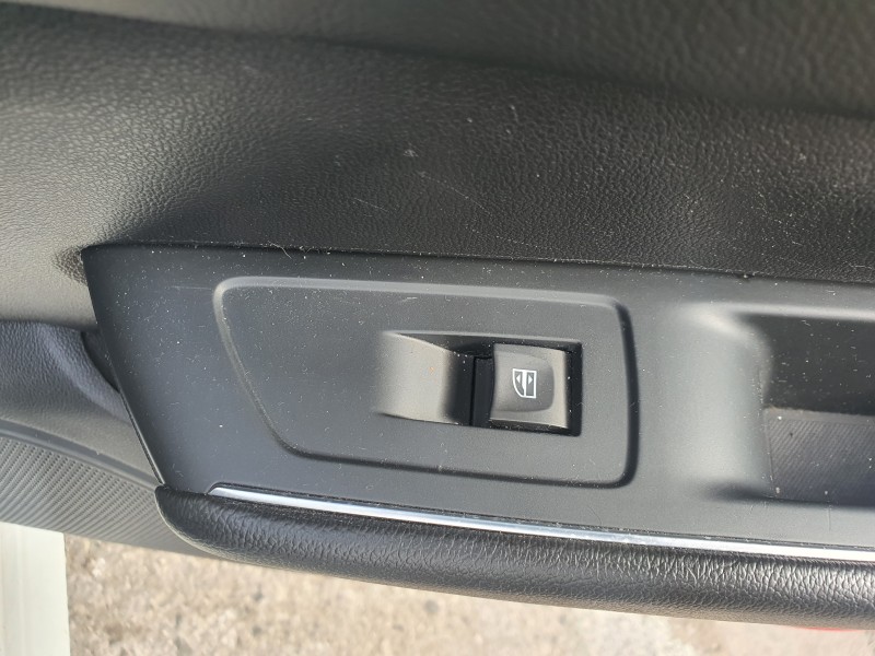Recambio de mando elevalunas trasero derecho para renault talisman grandtour 1.7 blue dci diesel fap referencia OEM IAM   
							