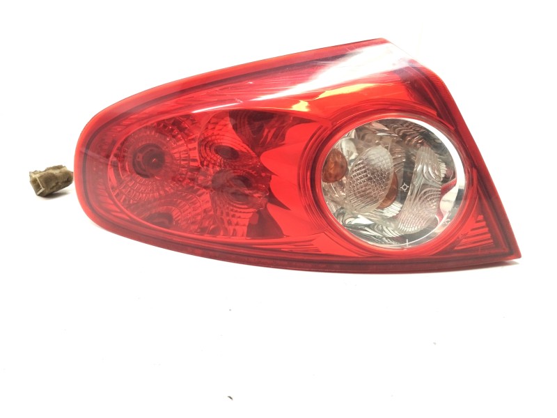 Recambio de piloto trasero izquierdo para chevrolet lacetti 1.4 cat referencia OEM IAM   