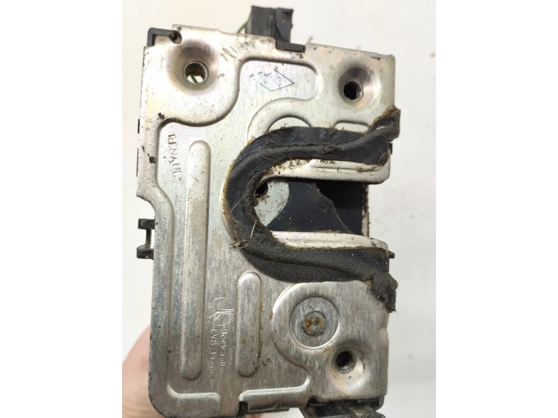 Recambio de cerradura puerta trasera derecha para dacia sandero 1.5 dci diesel cat referencia OEM IAM 8200735246  