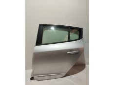 Recambio de puerta trasera izquierda para renault megane iii berlina 5 p 1.5 dci diesel fap referencia OEM IAM   
