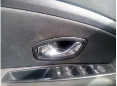 Recambio de maneta interior delantera izquierda para renault megane iii berlina 5 p 1.5 dci diesel fap referencia OEM IAM   
