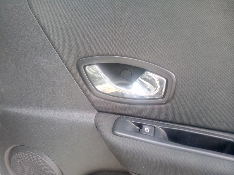 Recambio de maneta interior trasera derecha para renault megane iii berlina 5 p 1.5 dci diesel fap referencia OEM IAM   
							