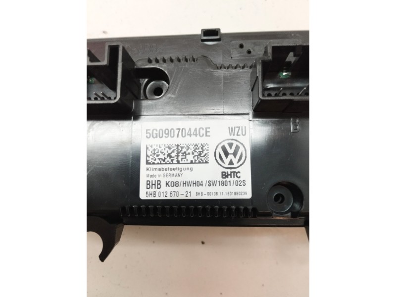 Recambio de mando climatizador para volkswagen golf vii lim. 1.6 16v tdi dpf referencia OEM IAM 5G0907044CE  
							