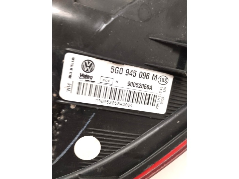 Recambio de piloto trasero derecho para volkswagen golf vii lim. 1.6 16v tdi dpf referencia OEM IAM 5G0945096M  