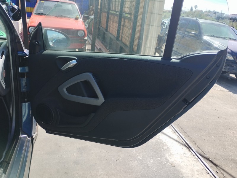 Recambio de guarnecido puerta delantera derecha para smart coupe fortwo coupe mhd (52kw) (451.380) referencia OEM IAM   
							