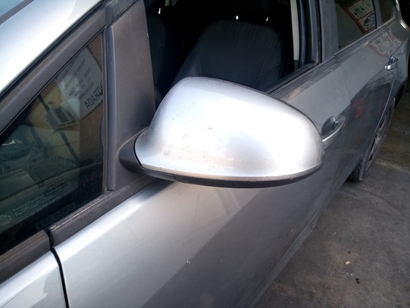 Recambio de retrovisor izquierdo para opel astra j sports tourer 1.7 16v cdti referencia OEM IAM   