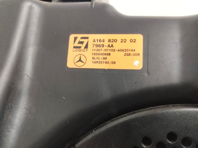 Recambio de sistema audio / radio cd para mercedes-benz clase m (w164) 4.0 cdi referencia OEM IAM A1648202202  
							