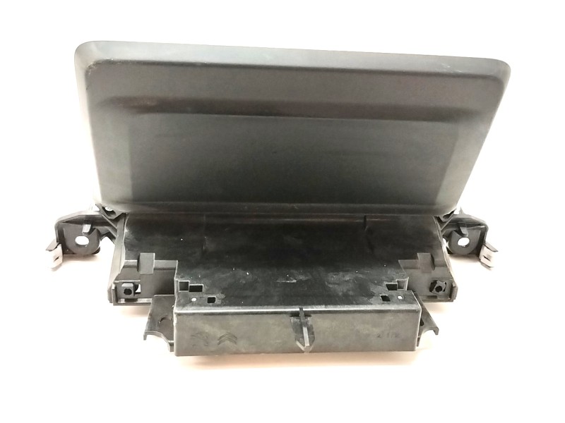 Recambio de pantalla multifuncion para peugeot 3008 1.2 12v e-thp referencia OEM IAM 9830424280  