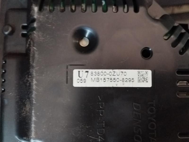 Recambio de cuadro instrumentos para toyota auris 1.4 turbodiesel cat referencia OEM IAM 838000ZU70  