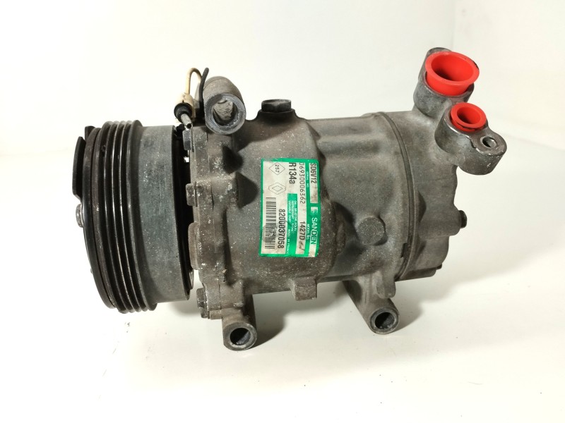 Recambio de compresor aire acondicionado para renault clio ii fase ii (b/cb0) 1.2 referencia OEM IAM 8200037058  
							