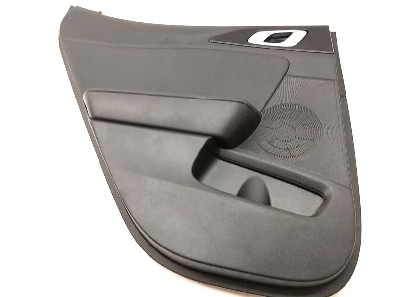 Recambio de guarnecido puerta trasera izquierda para kia xceed hybrid referencia OEM IAM 83301J7832DQB  
							
