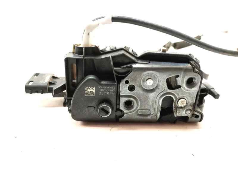 Recambio de cerradura puerta trasera izquierda para peugeot 5008 1.6 blue-hdi fap referencia OEM IAM A04988  