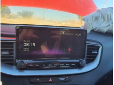 Recambio de pantalla multifuncion para kia xceed hybrid referencia OEM IAM 96560J7AG0WK  