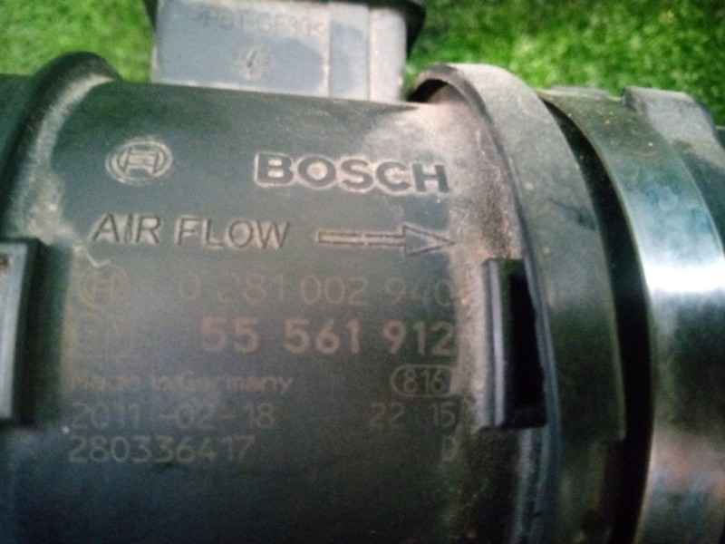 Recambio de caudalimetro para opel astra j sports tourer 1.7 16v cdti referencia OEM IAM 55561912  