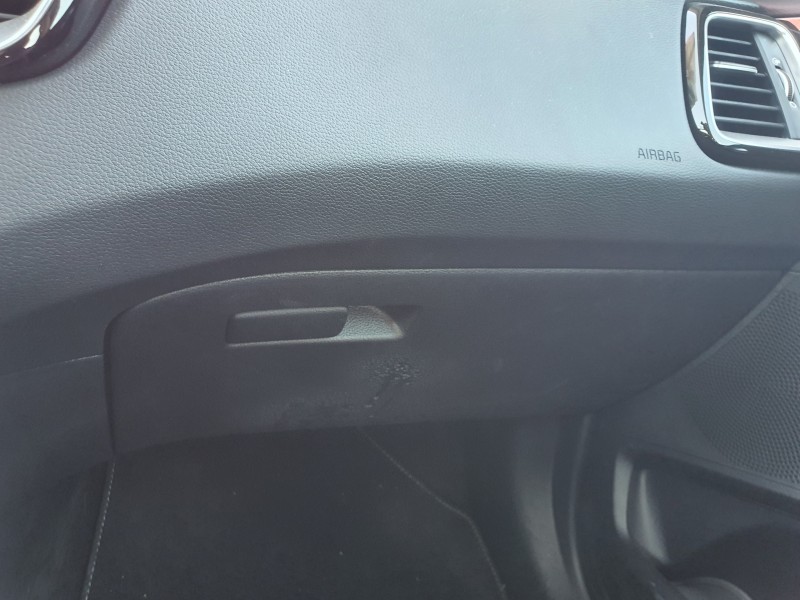 Recambio de guantera para kia xceed hybrid referencia OEM IAM   
							