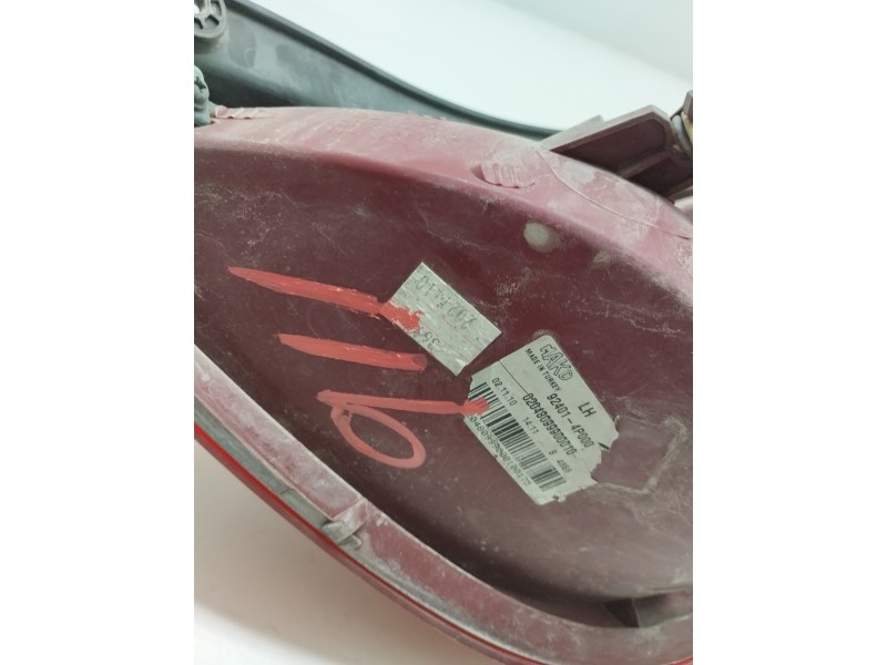 Recambio de piloto trasero izquierdo para hyundai i20 style referencia OEM IAM 924014P000  