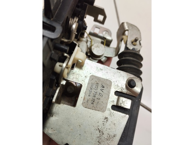 Recambio de cerradura puerta delantera derecha para dacia sandero 1.5 dci diesel cat referencia OEM IAM 8200735224  