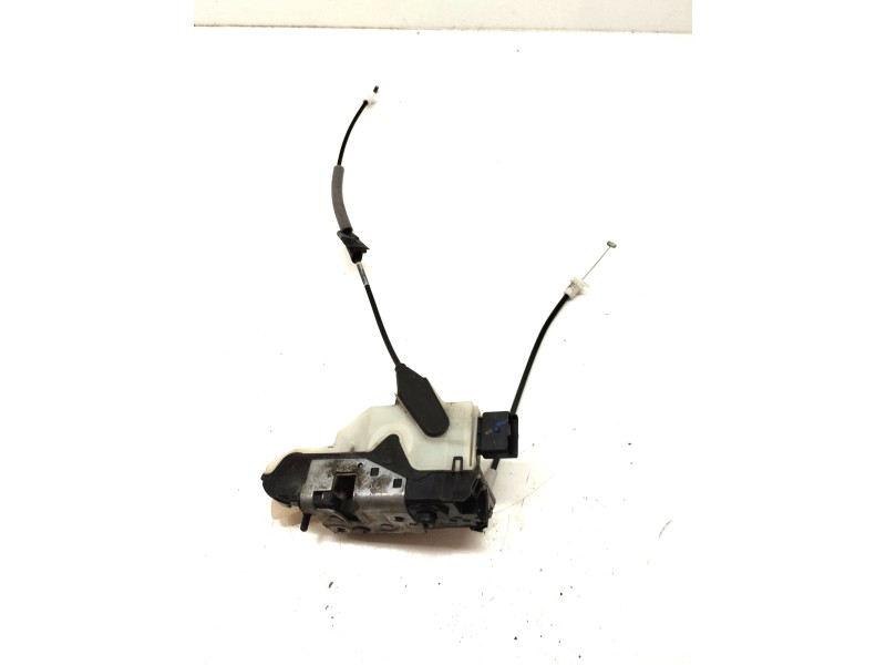 Recambio de cerradura puerta trasera izquierda para peugeot 208 1.2 12v e-vti referencia OEM IAM 45077185  