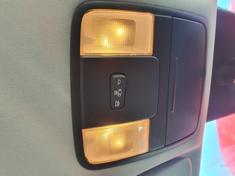 Recambio de luz interior para kia xceed hybrid referencia OEM IAM   
							