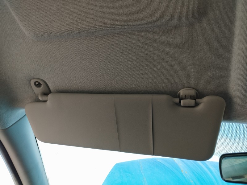 Recambio de parasol izquierdo para dacia sandero stepway essential referencia OEM IAM   