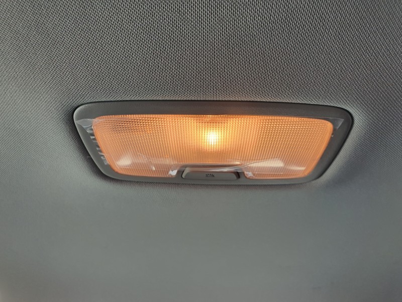 Recambio de luz interior para kia xceed hybrid referencia OEM IAM   
							