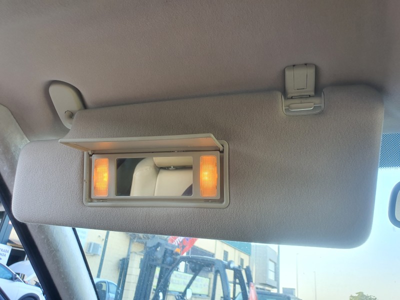 Recambio de parasol izquierdo para land rover range rover sport 2.7 td v6 cat referencia OEM IAM   
							