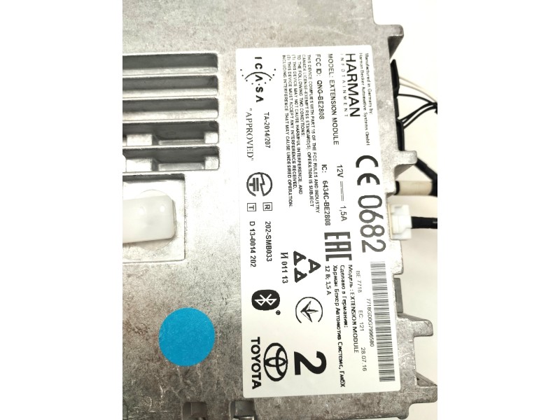 Recambio de pantalla multifuncion para toyota auris touring sports (e18) hybrid active referencia OEM IAM 6434CBE2808  