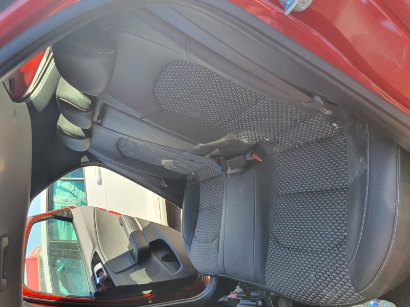 Recambio de asientos traseros para kia xceed hybrid referencia OEM IAM   
							