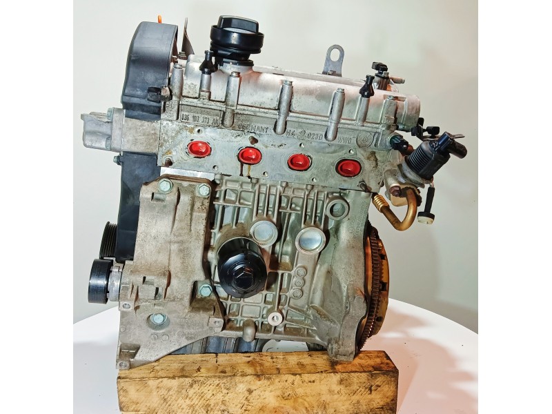 Recambio de motor completo para volkswagen golf v berlina (1k1) 1.4 16v referencia OEM IAM BCA  