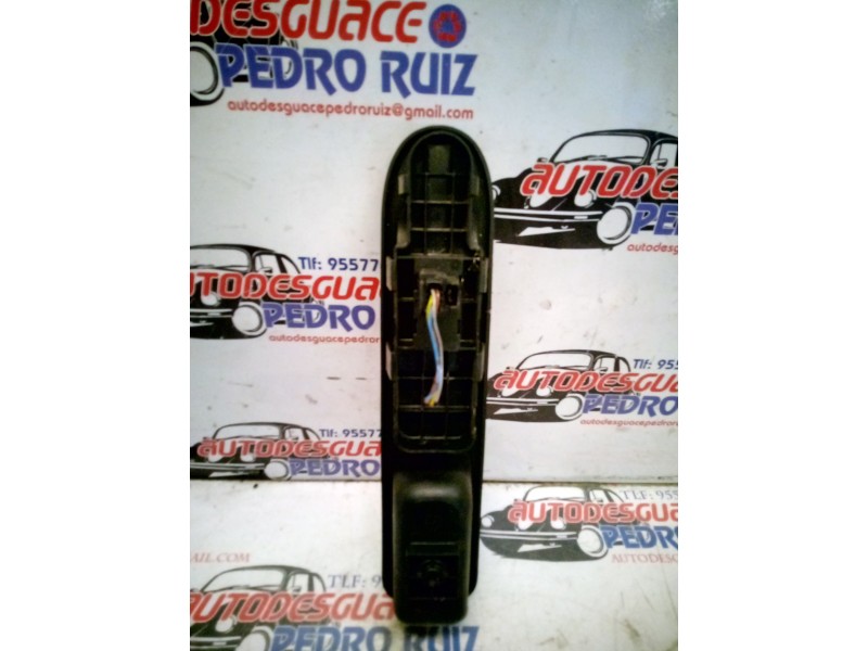 Recambio de mando elevalunas delantero derecho para peugeot 307 (s1) referencia OEM IAM    Recambio de mando elevalunas delantero derecho para peugeot 307 (s1) referencia OEM IAM