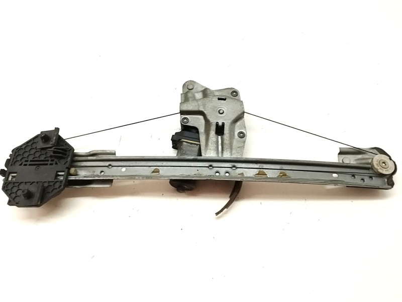 Recambio de elevalunas delantero derecho para dacia sandero 1.5 blue dci diesel fap cat referencia OEM IAM 807209299  
							