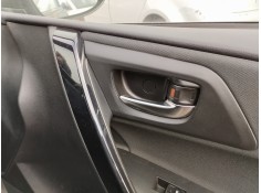Recambio de maneta interior delantera derecha para toyota auris touring sports (e18) hybrid active referencia OEM IAM   
