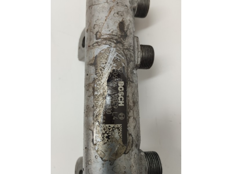 Recambio de rampa inyectora para land rover discovery 4 tdv6 hse referencia OEM IAM 0445216030  