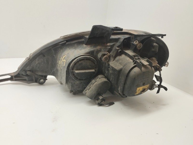 Recambio de faro derecho para mercedes-benz clase m (w163) 2.7 cdi 20v cat referencia OEM IAM 1638200749  