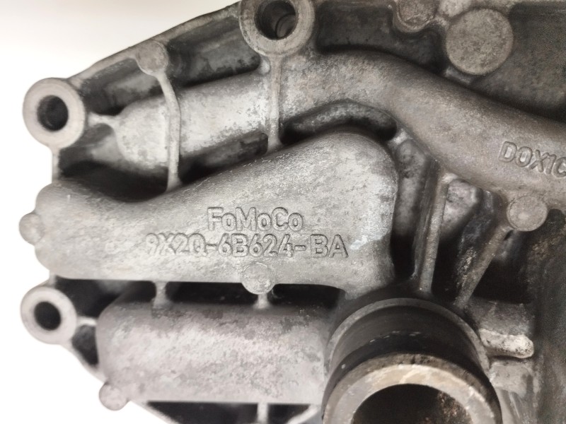 Recambio de soporte filtro aceite para land rover discovery 4 tdv6 hse referencia OEM IAM 9X2Q6B624BA  