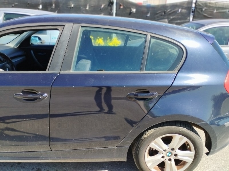 Recambio de puerta trasera izquierda para bmw serie 1 berlina (e81/e87) 2.0 turbodiesel cat referencia OEM IAM   