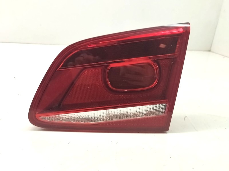 Recambio de piloto trasero derecho interior para volkswagen passat lim. (362) advance bluemotion referencia OEM IAM 3AE945094K  