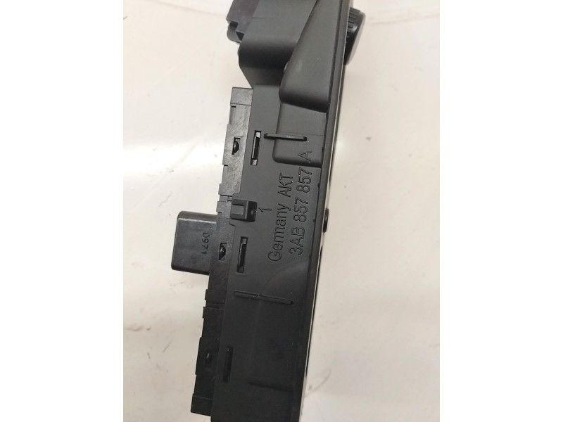 Recambio de mando elevalunas delantero izquierdo para volkswagen passat lim. (362) advance bluemotion referencia OEM IAM 3AB8578