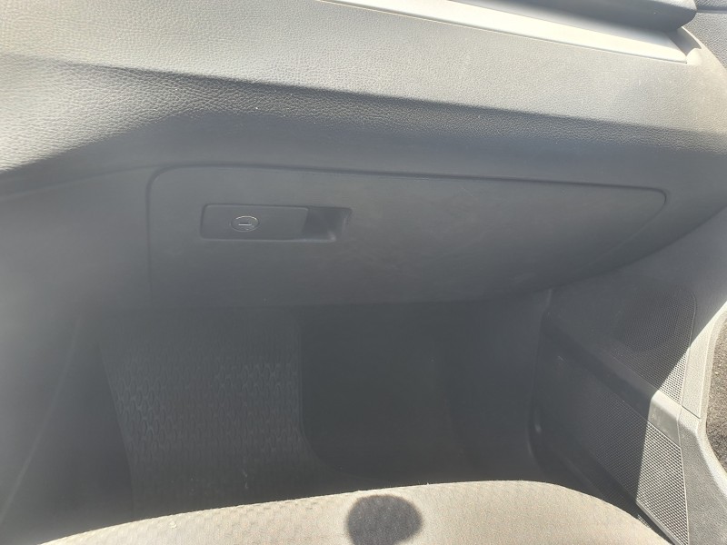 Recambio de guantera para volkswagen passat lim. (362) advance bluemotion referencia OEM IAM   