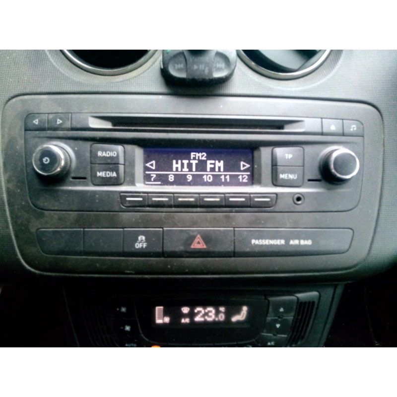 Recambio de sistema audio / radio cd para seat ibiza (6j5) 1.6 tdi referencia OEM IAM   