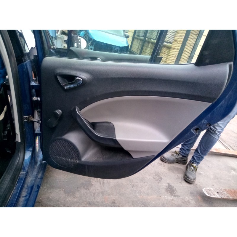 Recambio de guarnecido puerta trasera derecha para seat ibiza (6j5) 1.6 tdi referencia OEM IAM   