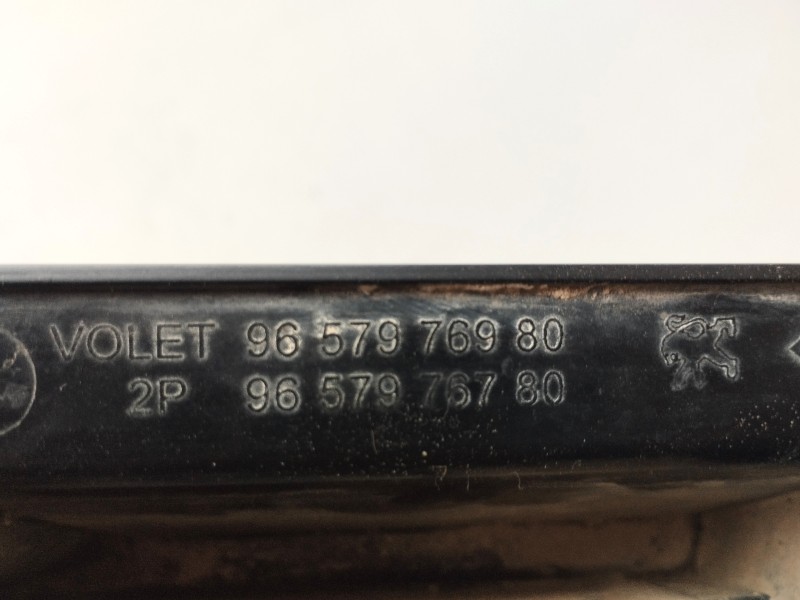 Recambio de piloto trasero derecho para citroën berlingo 1.6 16v hdi referencia OEM IAM 9657976980  