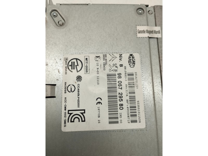 Recambio de sistema audio / radio cd para peugeot 208 1.2 12v e-vti referencia OEM IAM 9806729580  