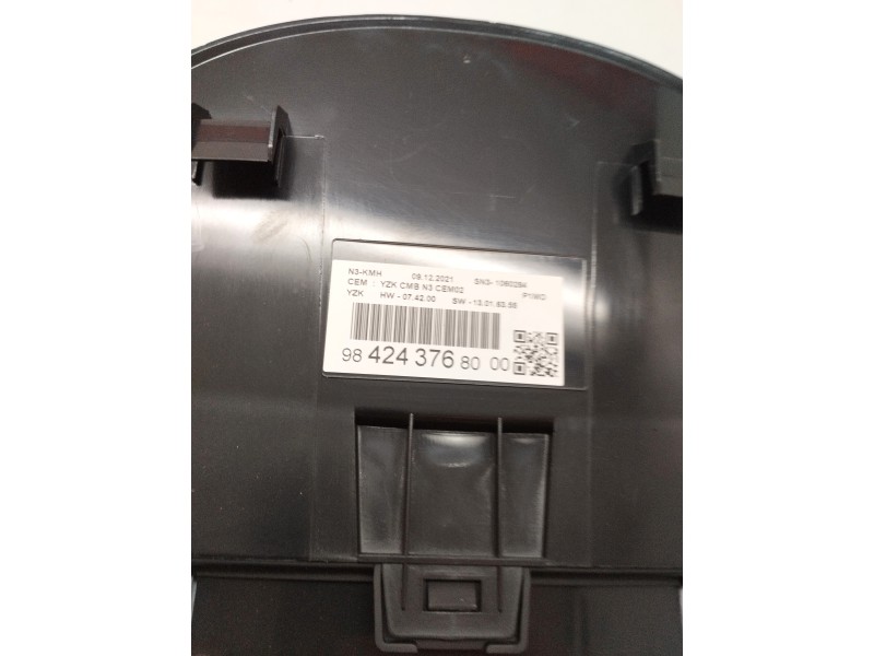 Recambio de cuadro instrumentos para opel crossland x 1.2 referencia OEM IAM 9842437680  