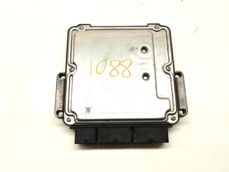 Recambio de centralita motor uce para renault captur 1.5 dci diesel fap energy referencia OEM IAM 0281019889  