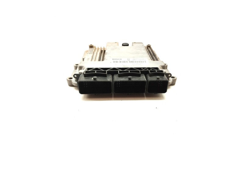 Recambio de centralita motor uce para renault captur 1.5 dci diesel fap energy referencia OEM IAM 0281019889  
							