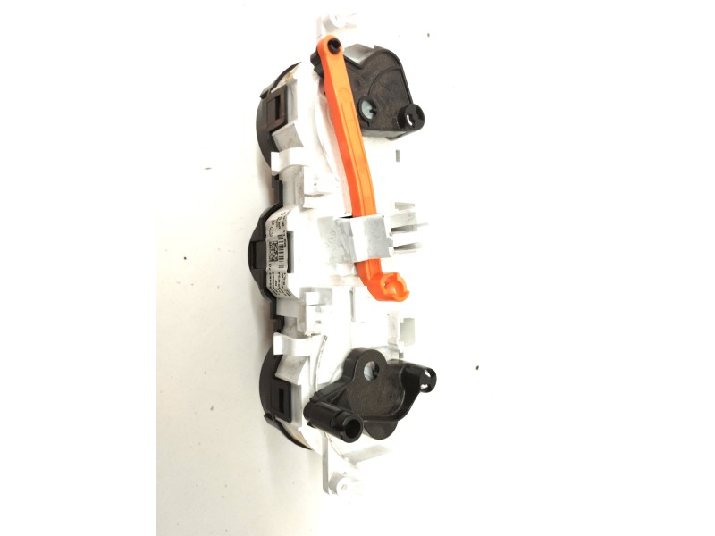 Recambio de mando calefaccion / aire acondicionado para peugeot 208 1.2 12v e-vti referencia OEM IAM 96722483ZD  