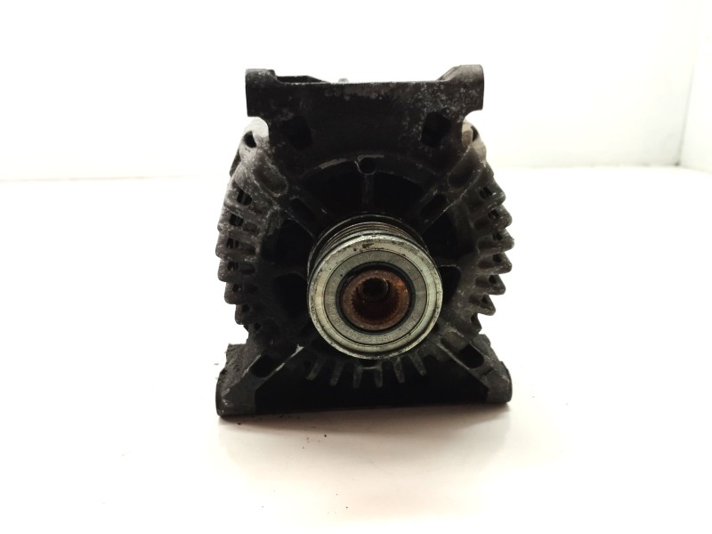Recambio de alternador para mercedes-benz clase b (w245) 2.0 cdi cat referencia OEM IAM A6401540502  