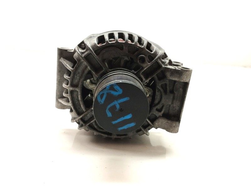 Recambio de alternador para dacia logan 1.6 cat referencia OEM IAM 8EL011710401  